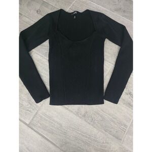 AQUA Black Ribbed Long Sleeve Sweetheart Neckline Knit Top Womens Size Medium